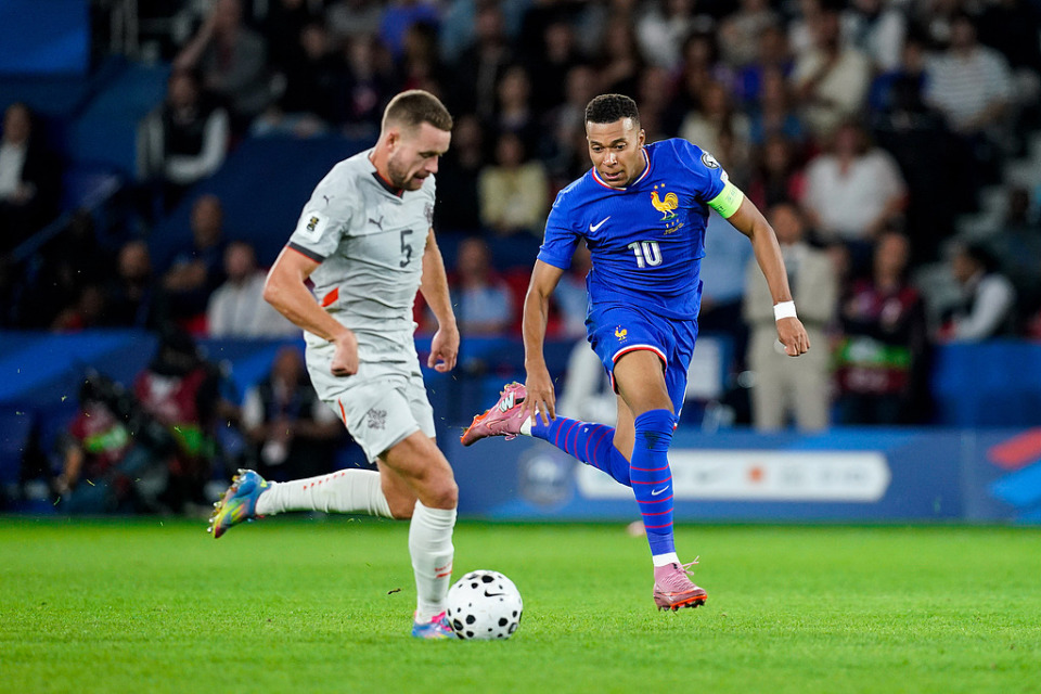 比赛当中都, GfrqE, 皇马 比赛当中都, GfrqE, 皇马