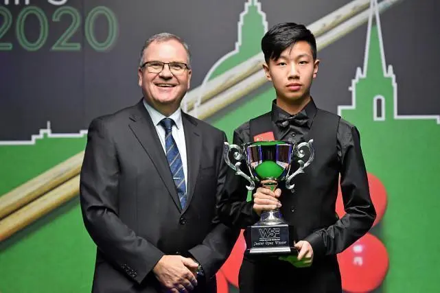 div, 佩凡将在正 div, 佩凡将在正