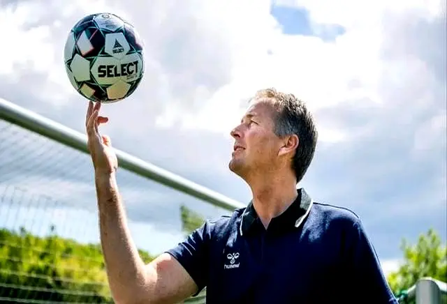 还是个别球 还是个别球